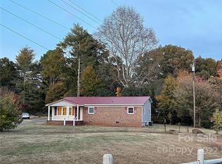 689 Whitesides Rd, Rutherfordton, NC 28139