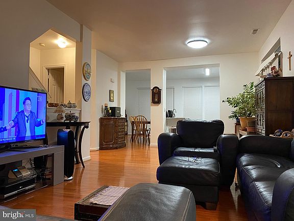5th image of 4089 Fountainside Ln