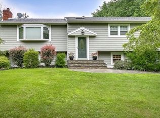 29 Marjorie Dr, Suffern, NY 10901