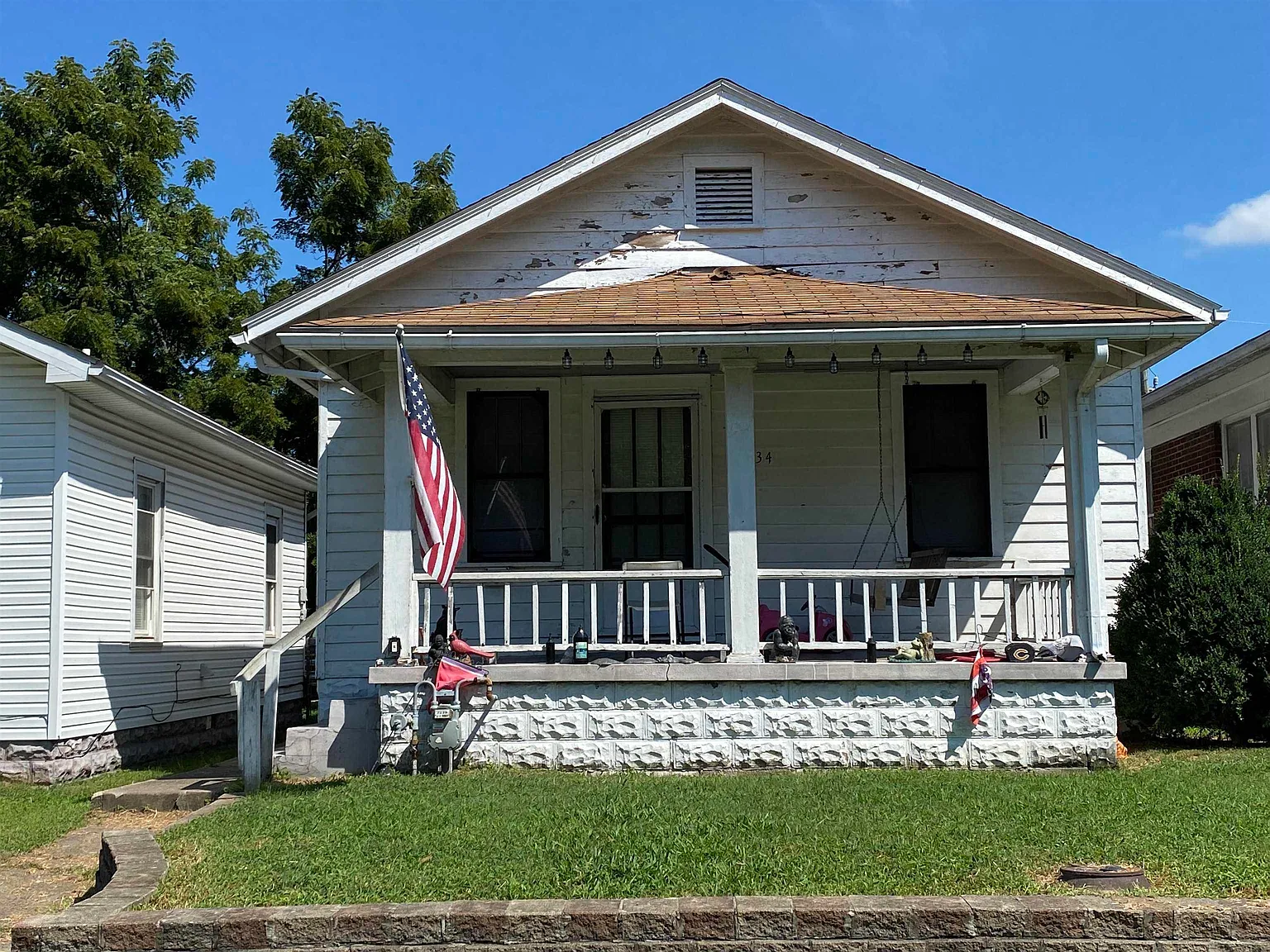 1634 E Indiana St photo 1