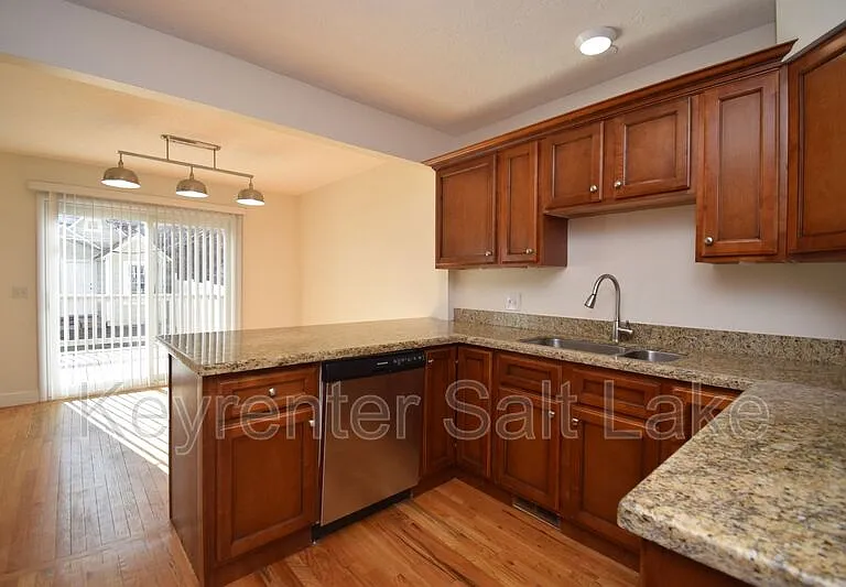 6888 S Hillside Village Cir — Photo 10