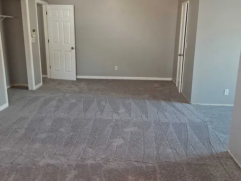 2798 Country Ct SE #B — Photo 15
