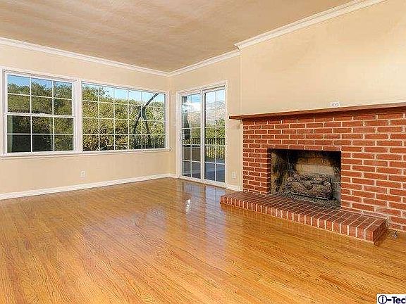 3rd image of 563 Highland Dr