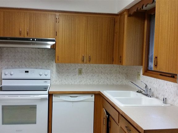 5th image of 10601 N Humboldt Dr