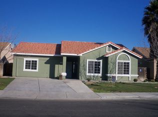 526 N Santa Venetia St, Los Banos, CA 93635