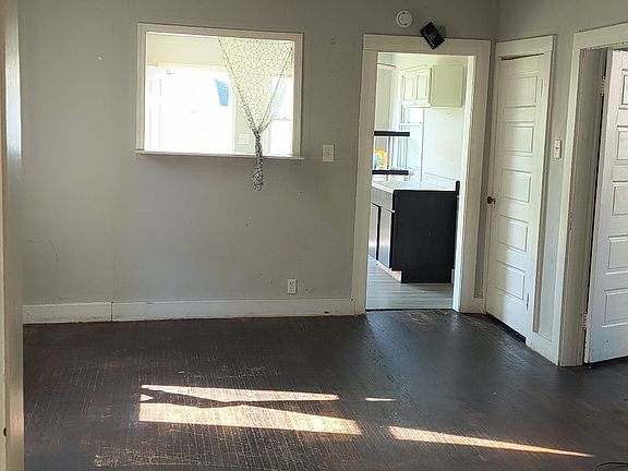 4th image of 345 Kinnaird Ave #1