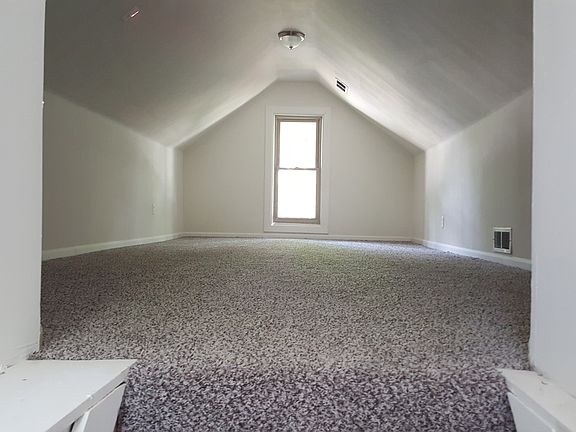 5th image of 202 Holden Ave