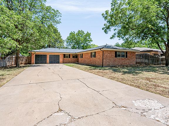 3rd image of 3609 Patterson Dr