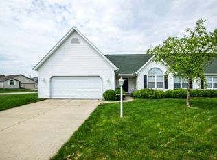 706A Sunflower St, Savoy, IL 61874