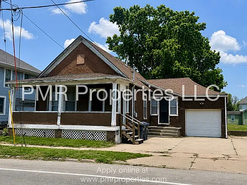 215 N 7th St Photo 1