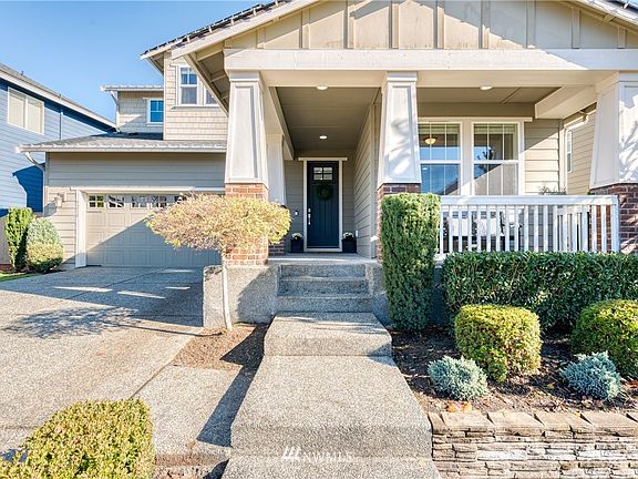 2nd image of 9218 Ash Ave SE