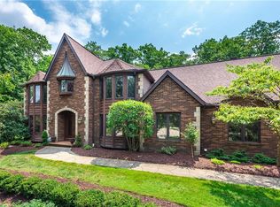8601 Countryview Dr, Broadview Heights, OH