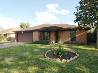 10126 Kirkglen Dr, Houston, TX 77089