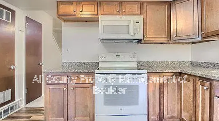 1615 Cottonwood Dr #13 — Photo 10