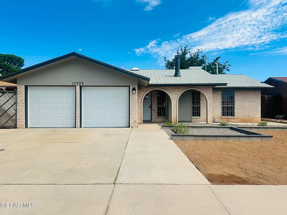 11733 Lorri Dr