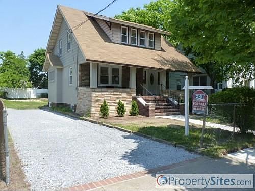 1st image of 27 E Seaman Ave
