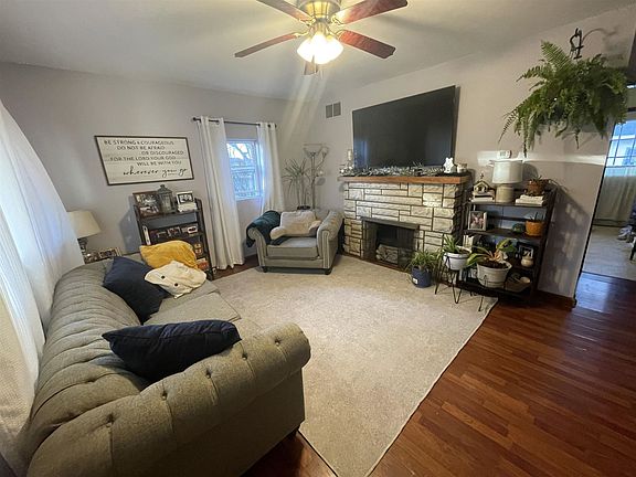 2nd image of 340 W Montford Ave