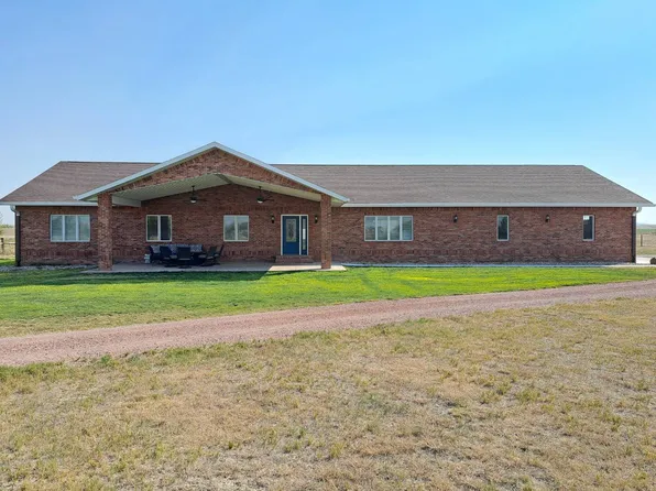 364 Beaver Valley Rd, Chadron, NE 69337