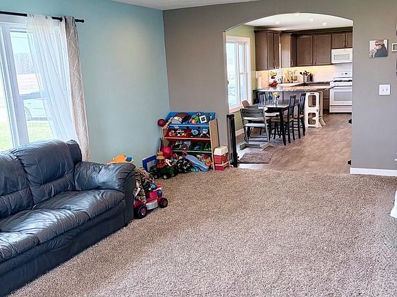 4th image of 1530 W Us Highway 224