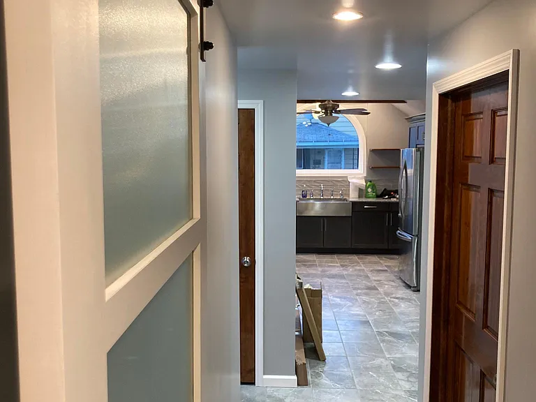 614 Warren St — Photo 13