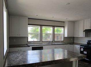 109 S Stuart Cir, Lake Worth, FL 33463