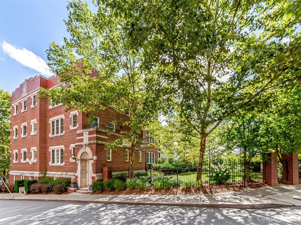 61 Church St APT 202, Asheville, NC 28801
