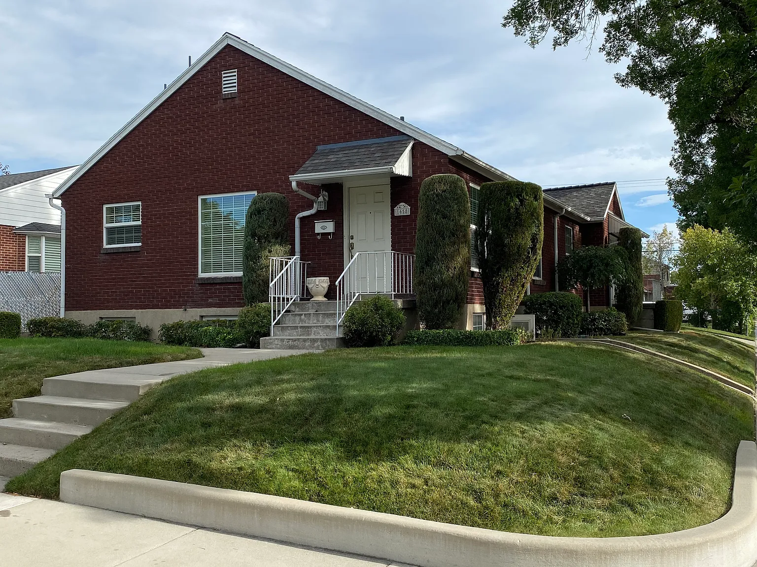 2 bed, 1500 sqft, $1,850 — Photo 1