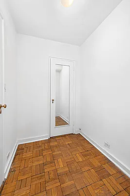 Sold by Compass | media 7