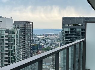 8 Widmer St #3911, Toronto, ON M5V 0W6