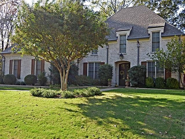 2nd image of 4733 Bonne Terre Dr