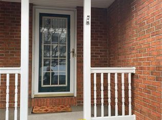 205 Forest Edge Dr, East Amherst, NY 14051