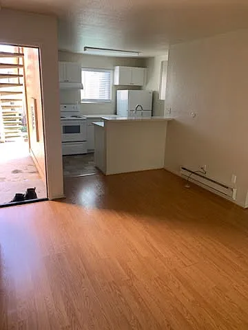 300 Glenwood Cir #190 — Photo 5