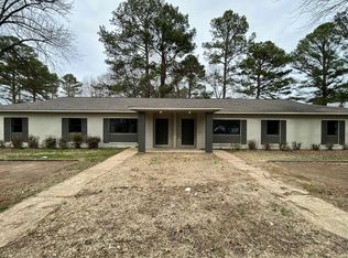 211 Lindbergh Blvd, Starkville, MS 39759