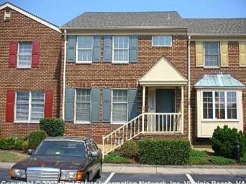 1st image of 334 Worthington Sq