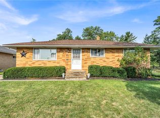 7180 Abbot Dr, Parma, OH 44134