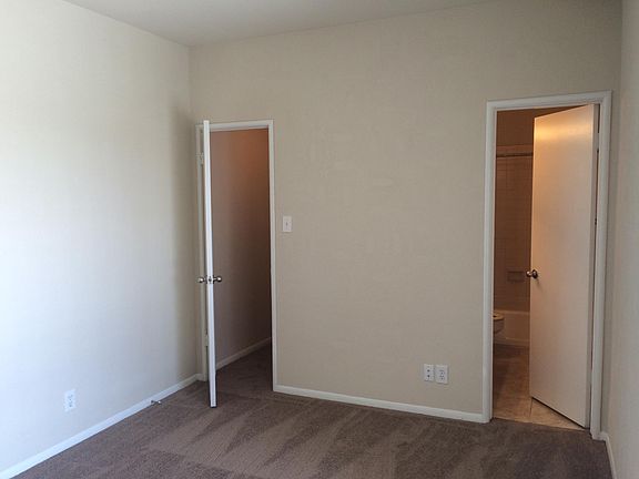 5th image of 1302 Marina Bay Dr APT 110A