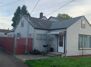 5858 NE Going St, Portland, OR 97218