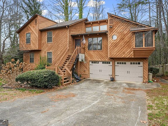 2nd image of 1185 Autumn Ridge Dr