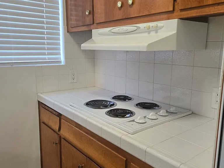 4314 University Ave #4 — Photo 10