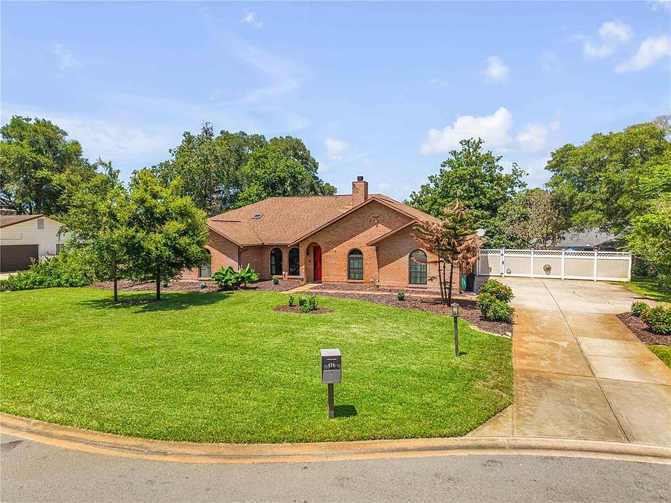 1st image of 171 LIVE OAK COURT