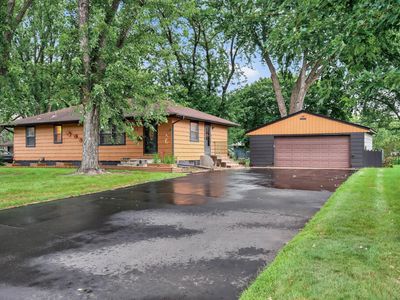 7032 Georgia Ave N, Brooklyn Park, MN, 55428