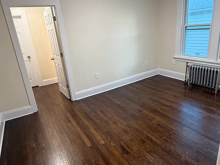 40 Tremont Ave — Photo 10