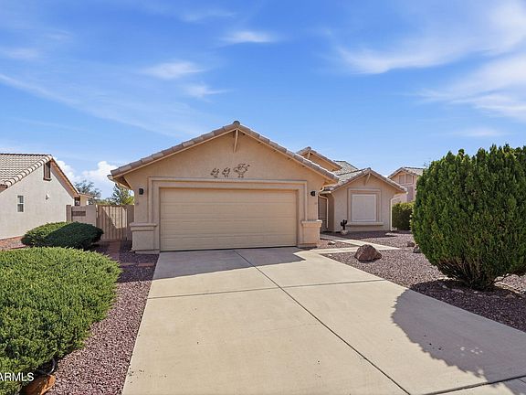 2nd image of 2875 GLENGARRY Way