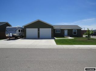 205 Riverwood Dr, Lander, WY 82520