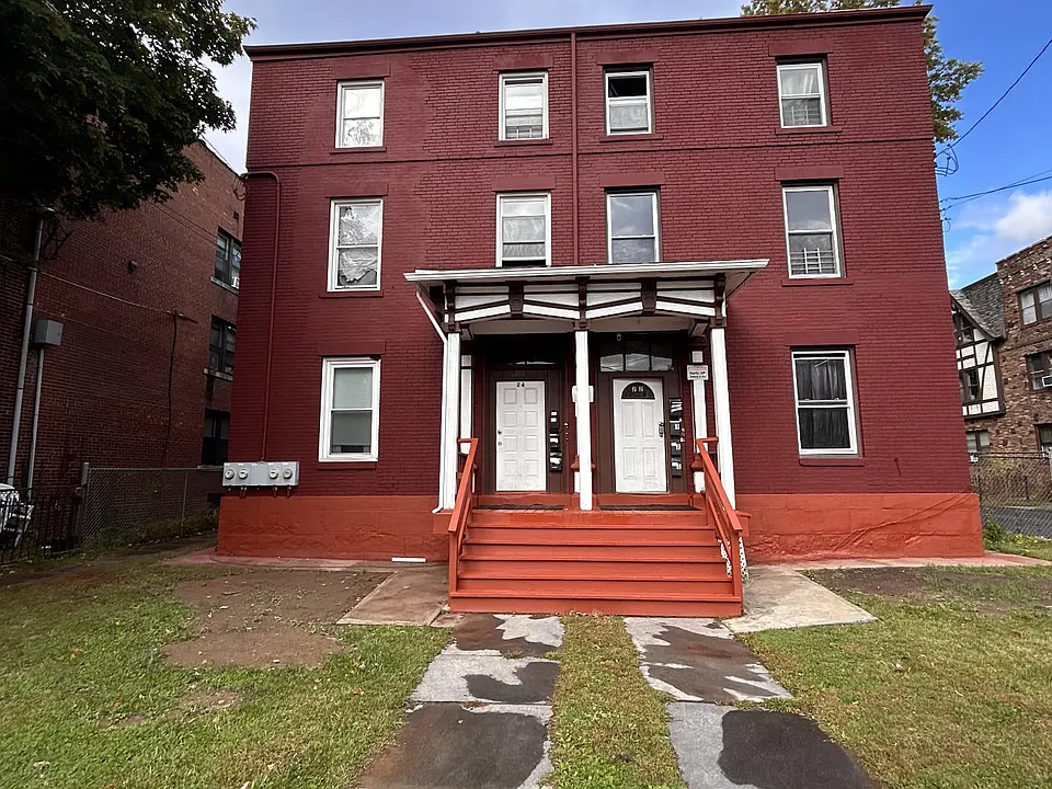 22 Townley St #1