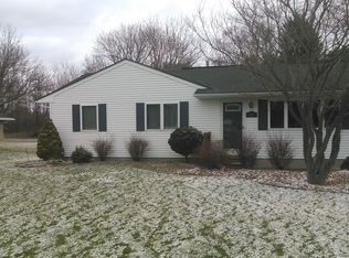 123 Whittier Rd, Rochester, NY 14624