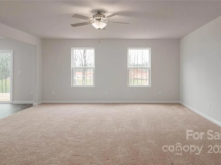 9409 Creedmore Hills Dr — Photo 3