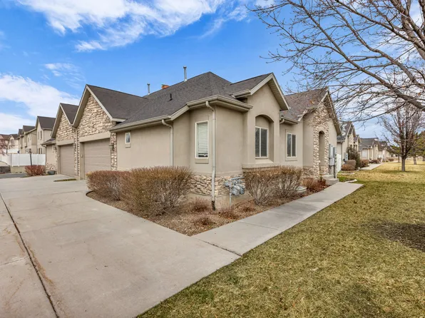 10819 S Wynview Ln W, South Jordan, UT 84095