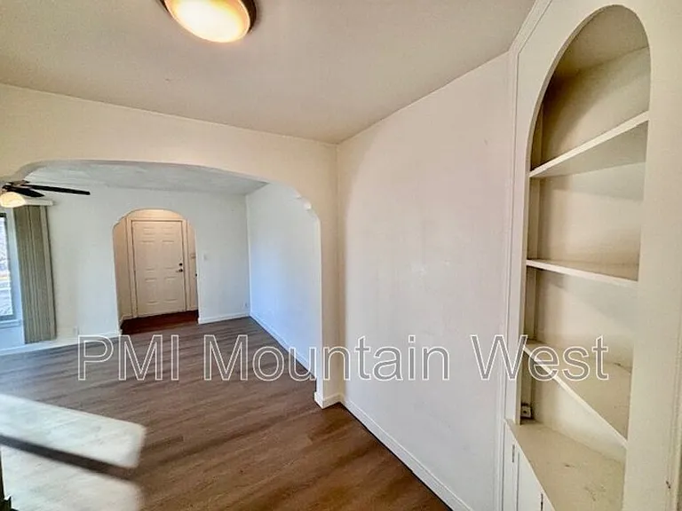1187 29th St — Photo 9