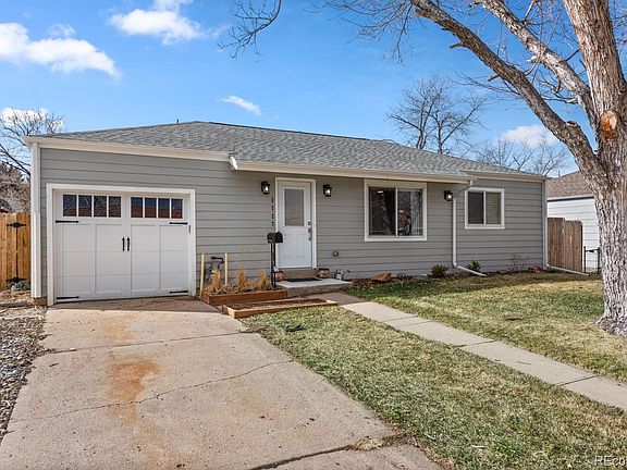 3rd image of 2727 S Knox Ct